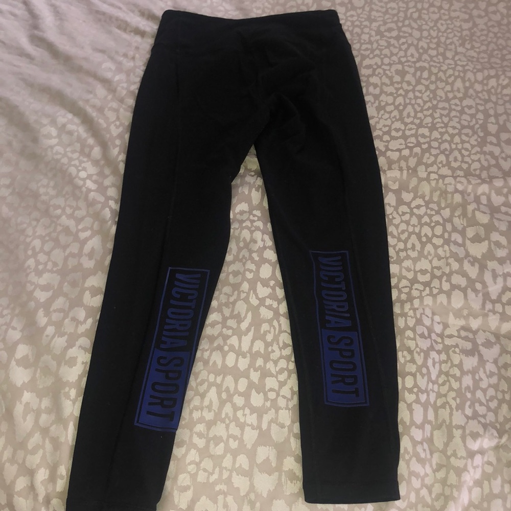 Victoria’s Secret sport black leggings (S)